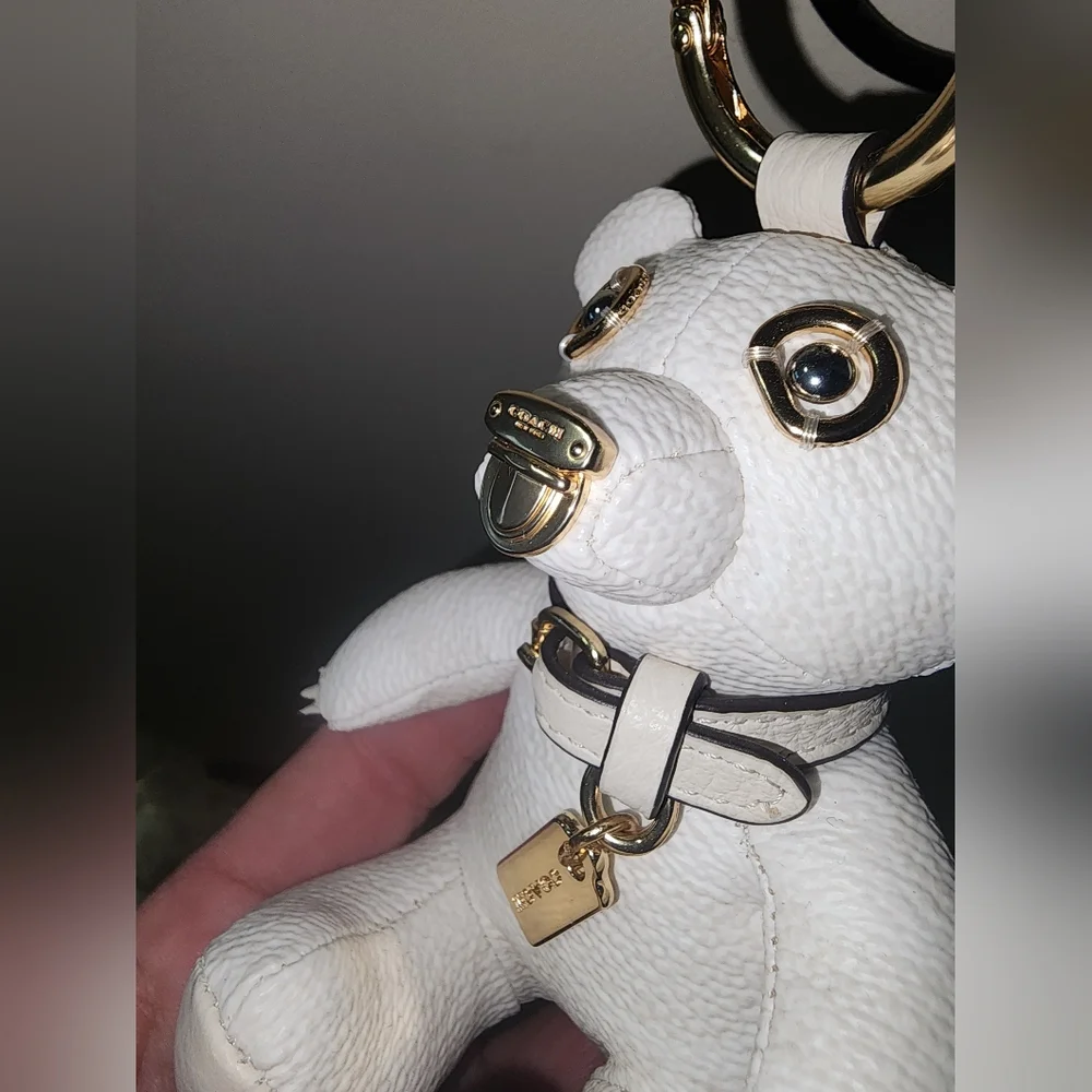 Coach Signature C White Cream Leather Mixed Metals Bear Purse Charm Keychain NEW - Picture 11 of 17